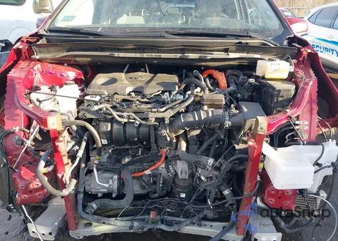 2024 Toyota Sienna Le from USA, damaged, VIN 5TDKSKFC1RS117953